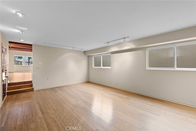 Building Photo - 1623 W Balboa Blvd