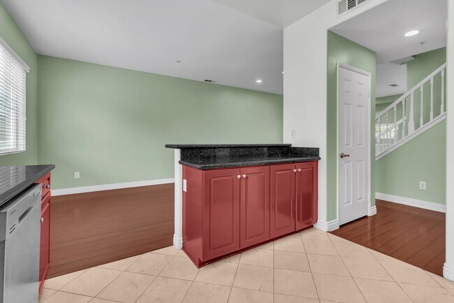 Building Photo - 26090 Stonehaven Dr