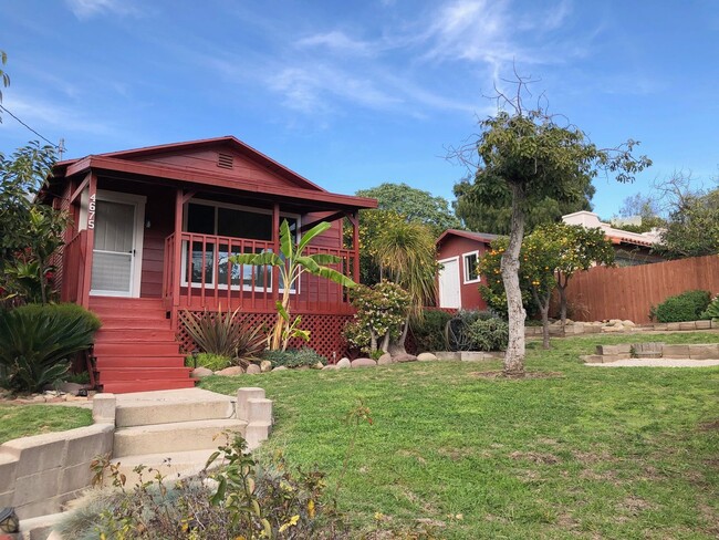 Building Photo - Unique Hillside Ventura Home with Ocean Vi...