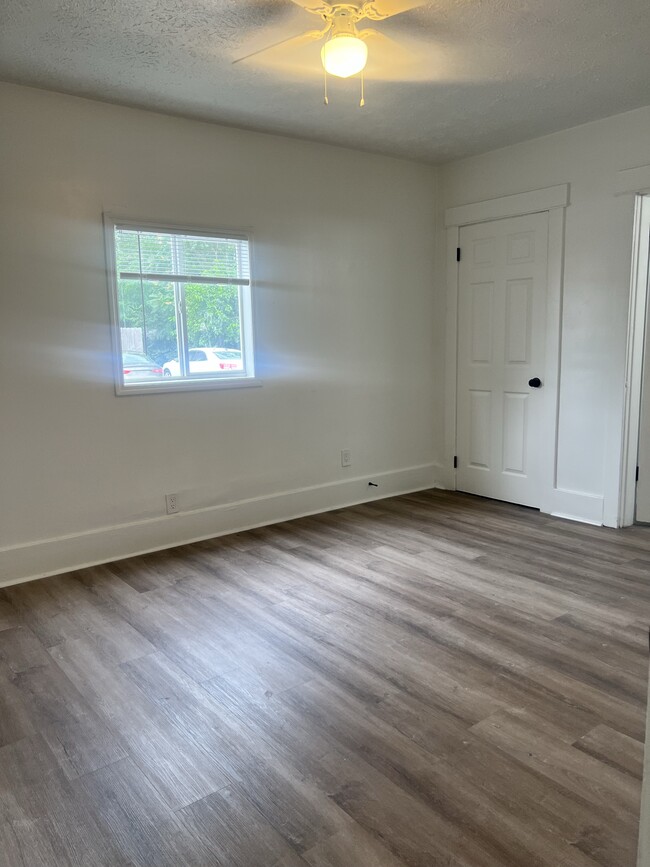 Building Photo - Single Family House in Kettering