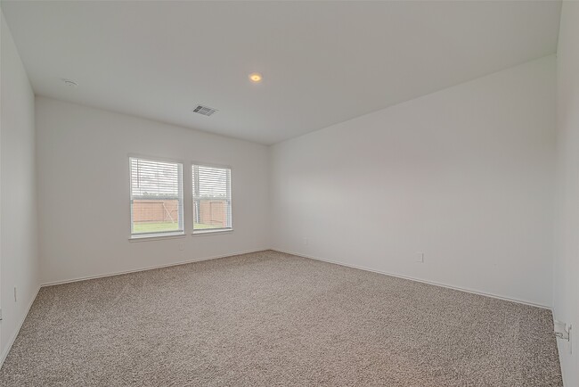 Building Photo - 24330 Elmwood Falls Dr
