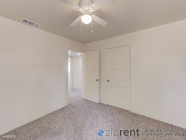 Building Photo - 2 br, 1 bath House - 1335 E Brown Ave, Fre...