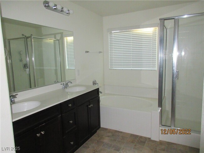 Building Photo - 10111 Trumbull Point Ct