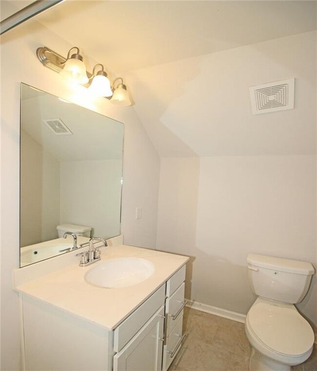 Building Photo - 1675 Coasta Way