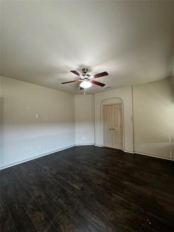 Building Photo - 2604 Triangle Leaf Dr