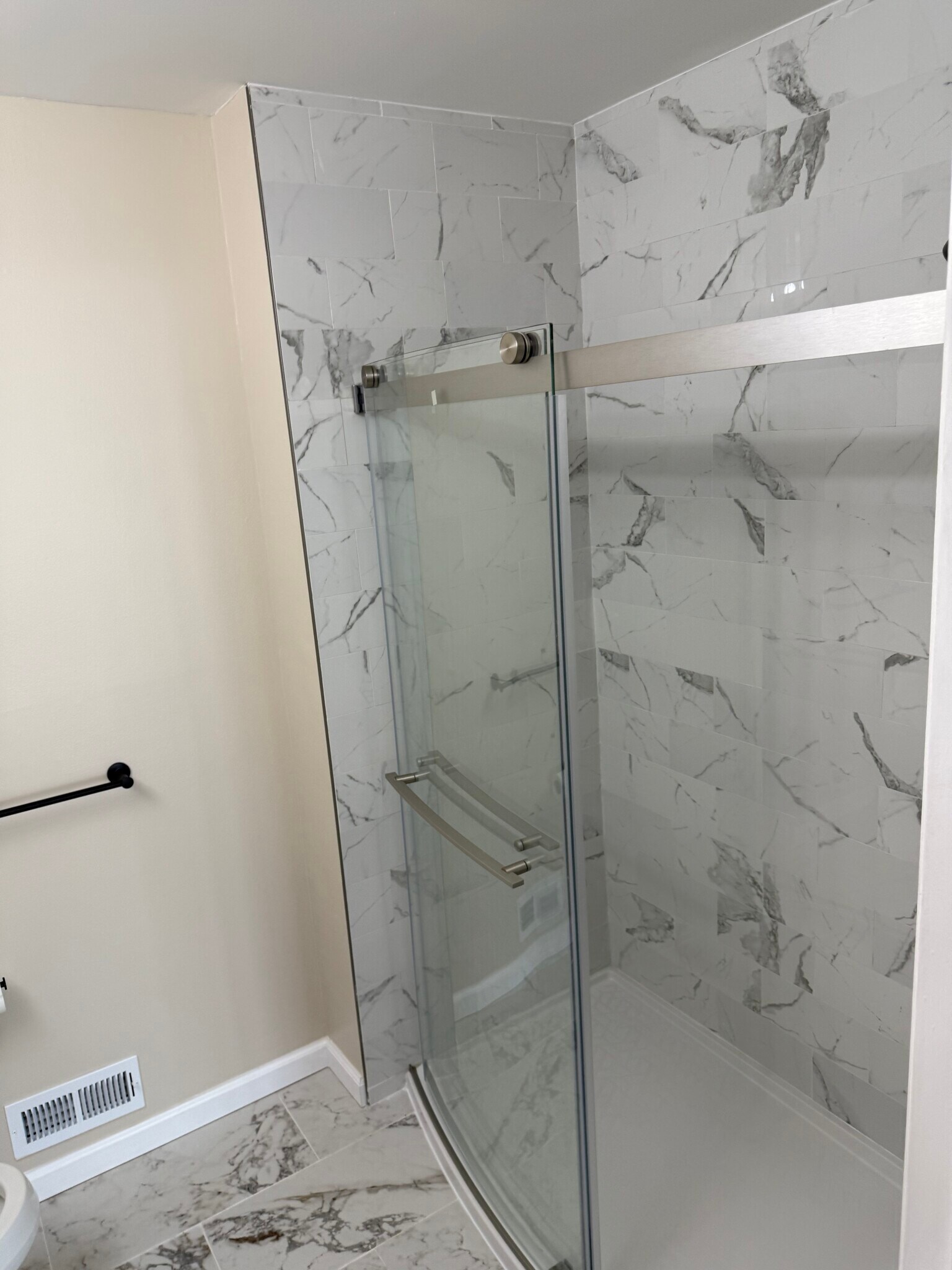 Building Photo - 82 Chambord Ct