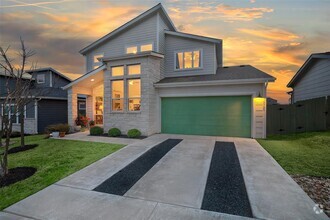 Building Photo - 9720 Evening Canopy Dr