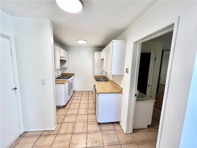 Building Photo - 409 Burchett St