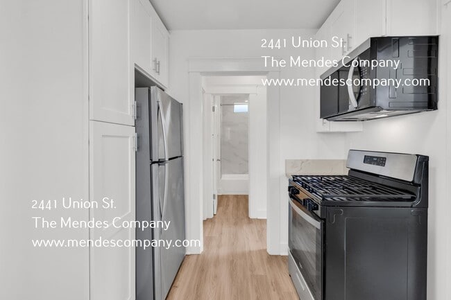 Building Photo - 2441 Union St