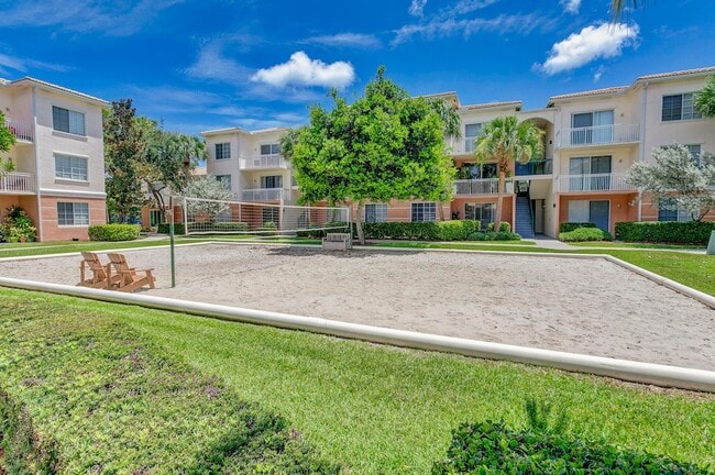 Building Photo - 9303 Myrtlewood Cir W