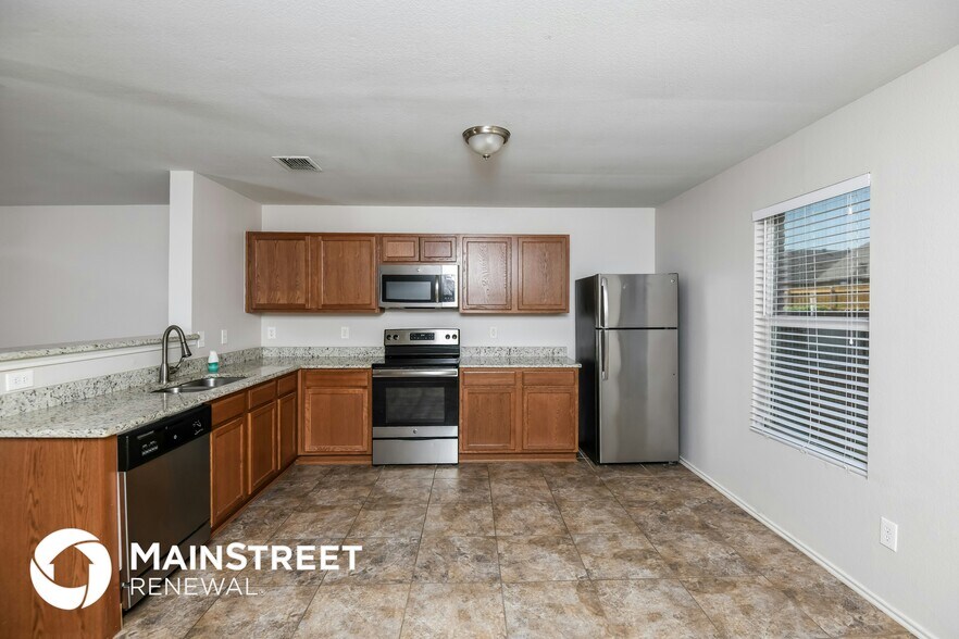 Building Photo - 8106 Stowe Springs Ln