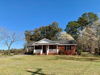 Building Photo - ADORABLE 3 Bedroom/2 Bath home in Longs! C...