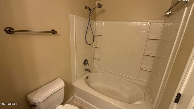 Building Photo - 1920 E Bell Rd