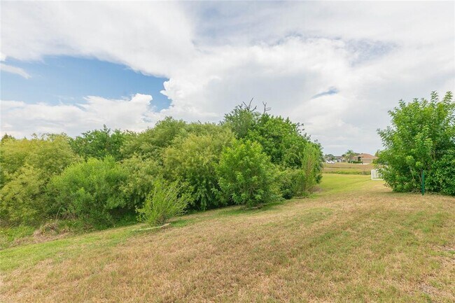 Building Photo - 515 Vista Ridge Dr