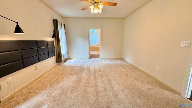 Building Photo - 113 Nobleton Ln NW