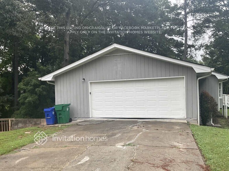 Building Photo - 4104 Windermere Dr