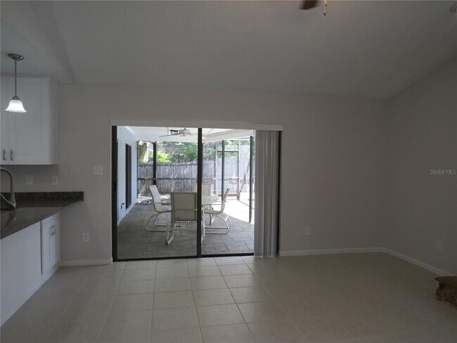 Building Photo - 4023 Paddlewheel Dr
