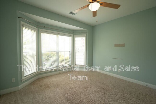 Building Photo - 117 Laguna Wy