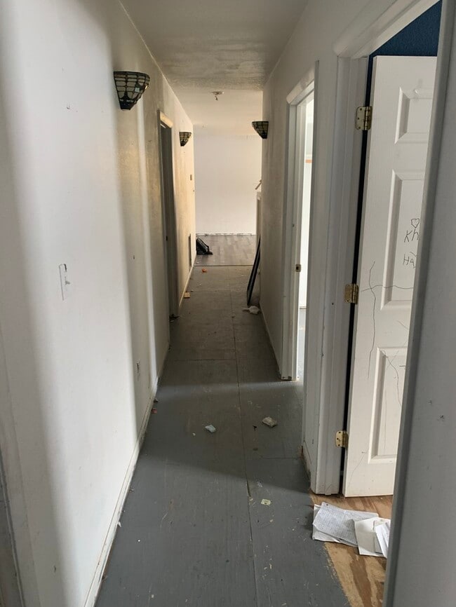 Building Photo - 116 Chestnut St