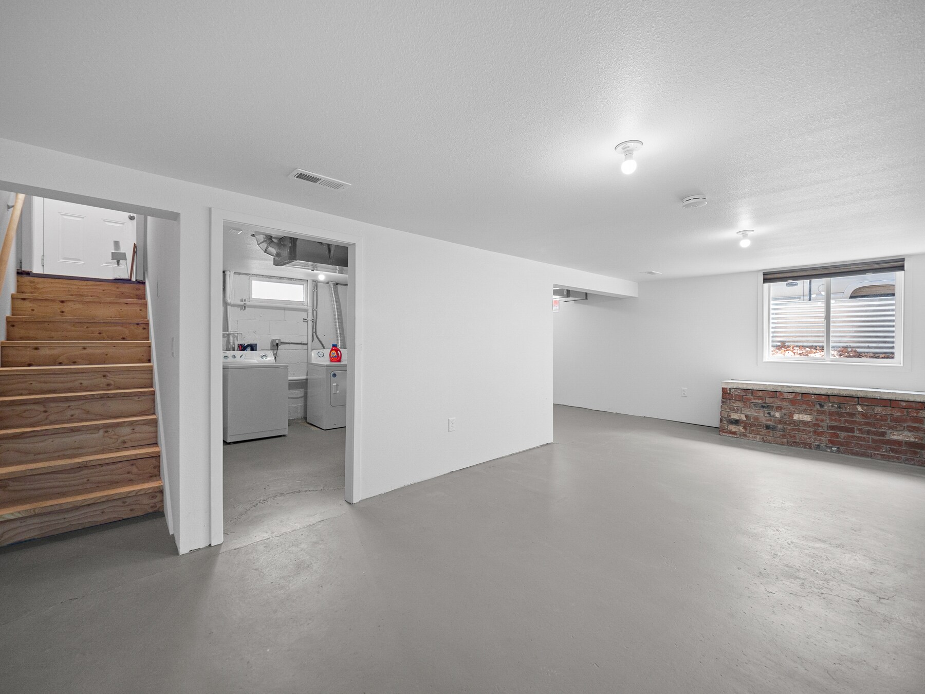 Building Photo - 1410 Swift Blvd