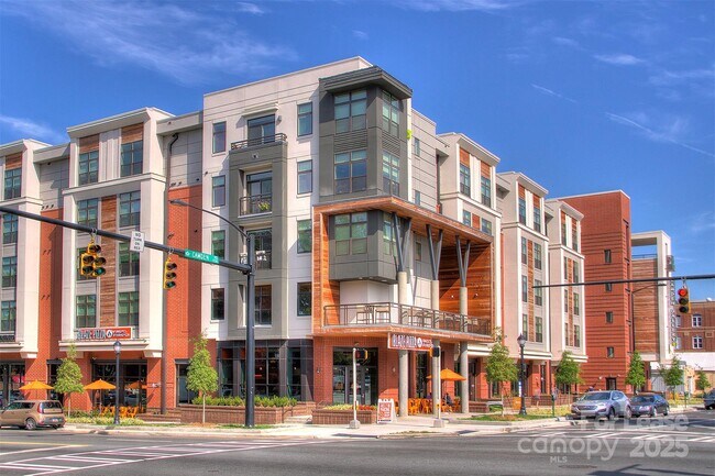 Building Photo - 3231 Weston St