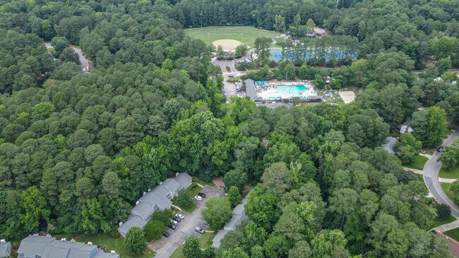 Close to Scottish Hills pool (not included in HOA) - 107 Abbots Glen Ct