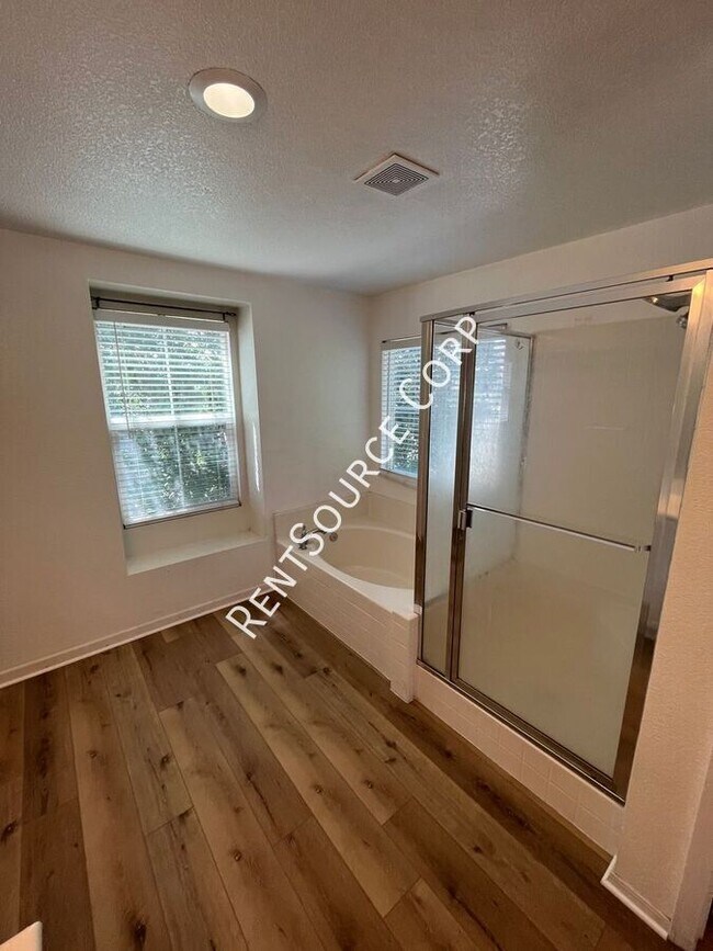 Building Photo - 37515 Limelight Way