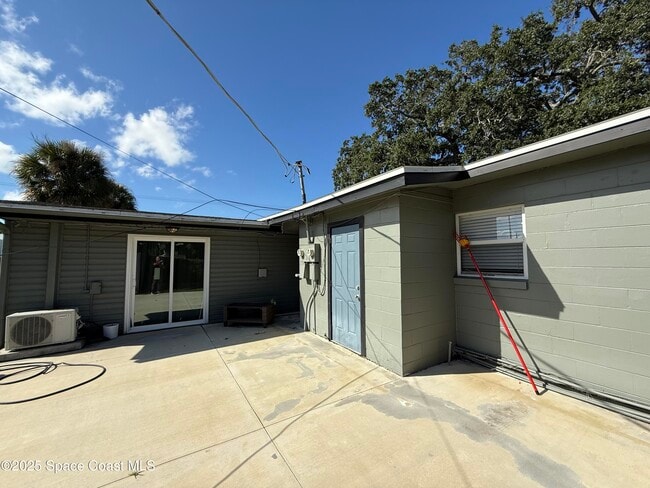 Building Photo - 5 N Deleon Ave