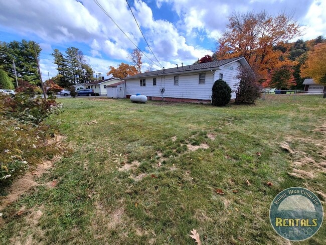 Building Photo - 3/2 with Fenced Yard; In-town and Near an ...