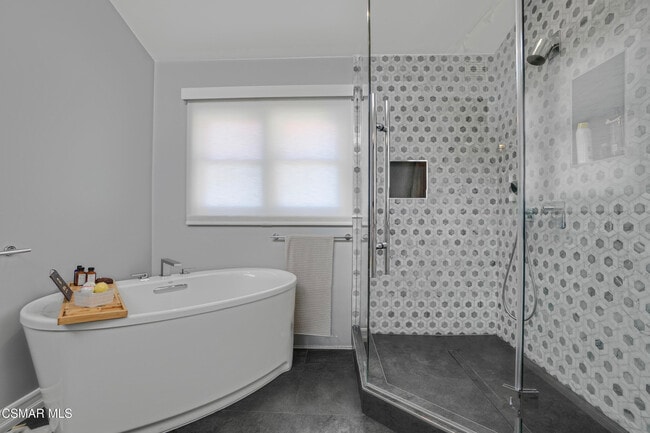 Building Photo - 3783 Stewart Ave