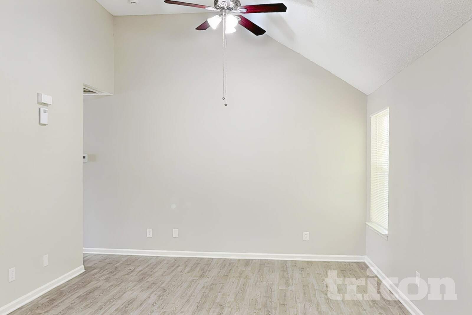 Building Photo - 8820 Kismet Dr
