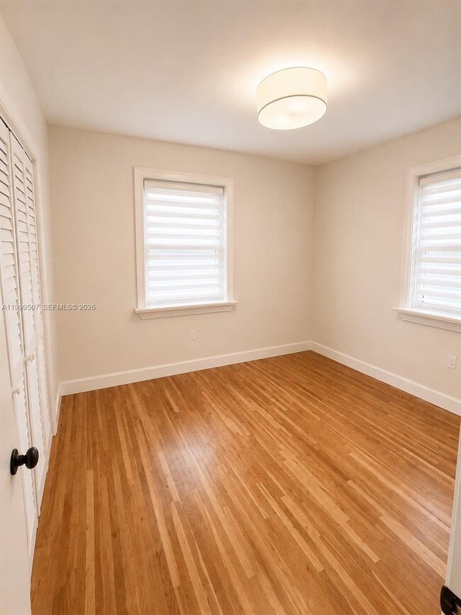 Building Photo - 5605 SW 80th St