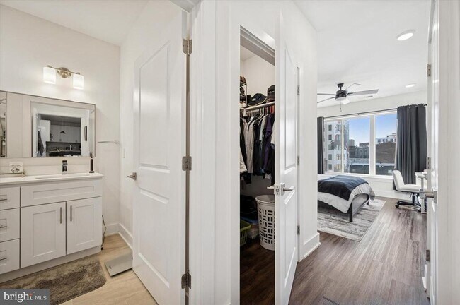 Building Photo - 1148 N 2nd St