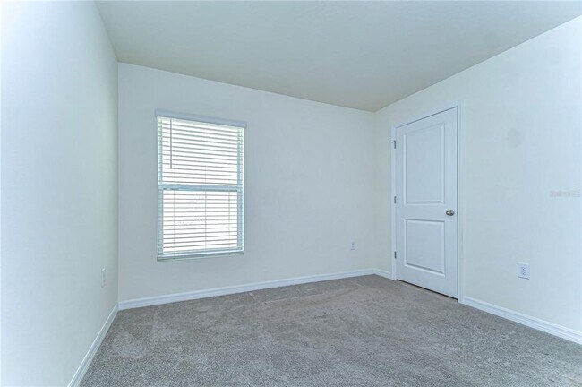 Building Photo - 38255 Sonnet Landing Ave