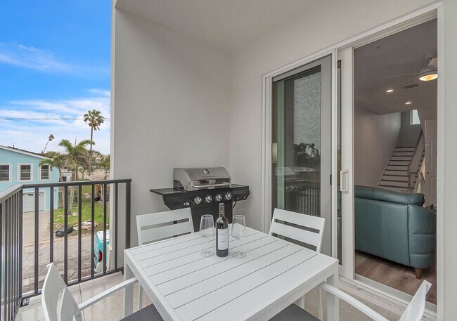 Building Photo - 15405 Gulf Blvd