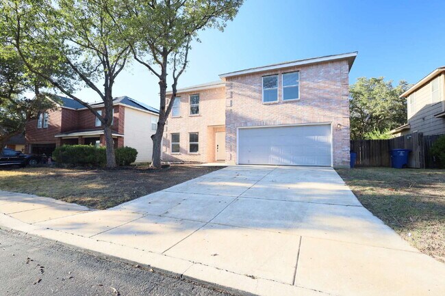 Primary Photo - 9519 Braun Square