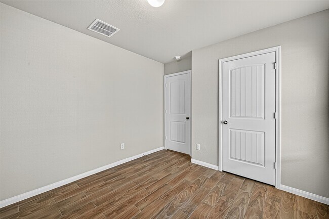 Building Photo - 17227 Quiet Song Ct