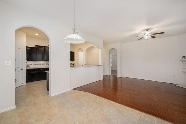 Building Photo - 15 Sawbridge Cir