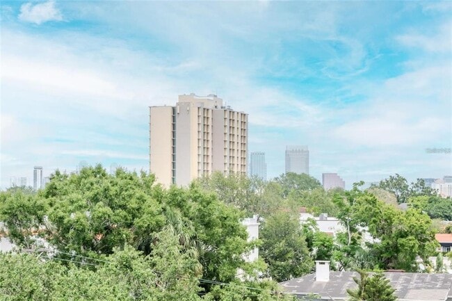 Building Photo - 3211 W Swann Ave