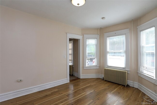 Building Photo - 144 St James St