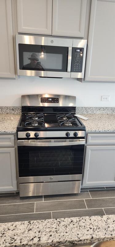 Building Photo - 7822 S Wolf Creek Dr