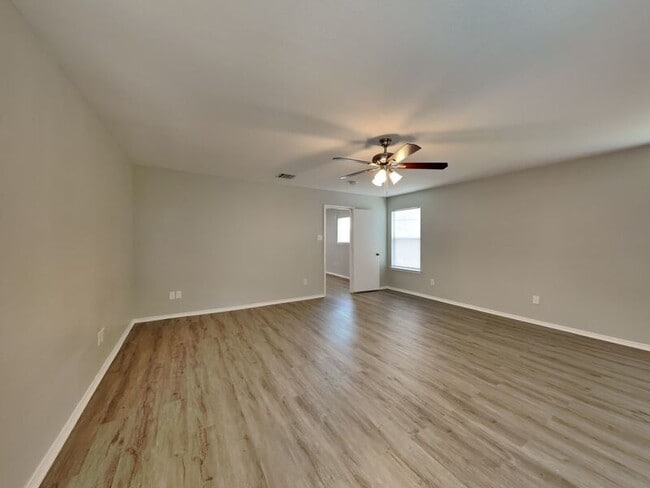 Building Photo - 10408 Woodruff Ct