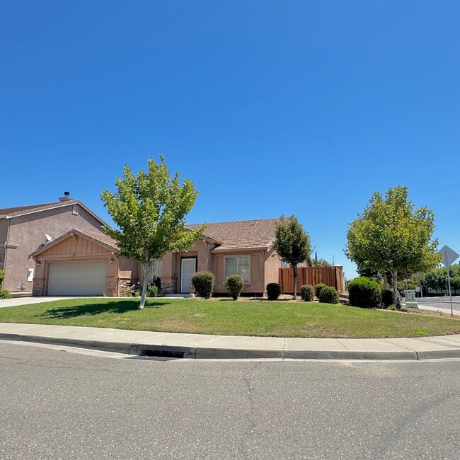 Building Photo - 5133 Trailridge Way