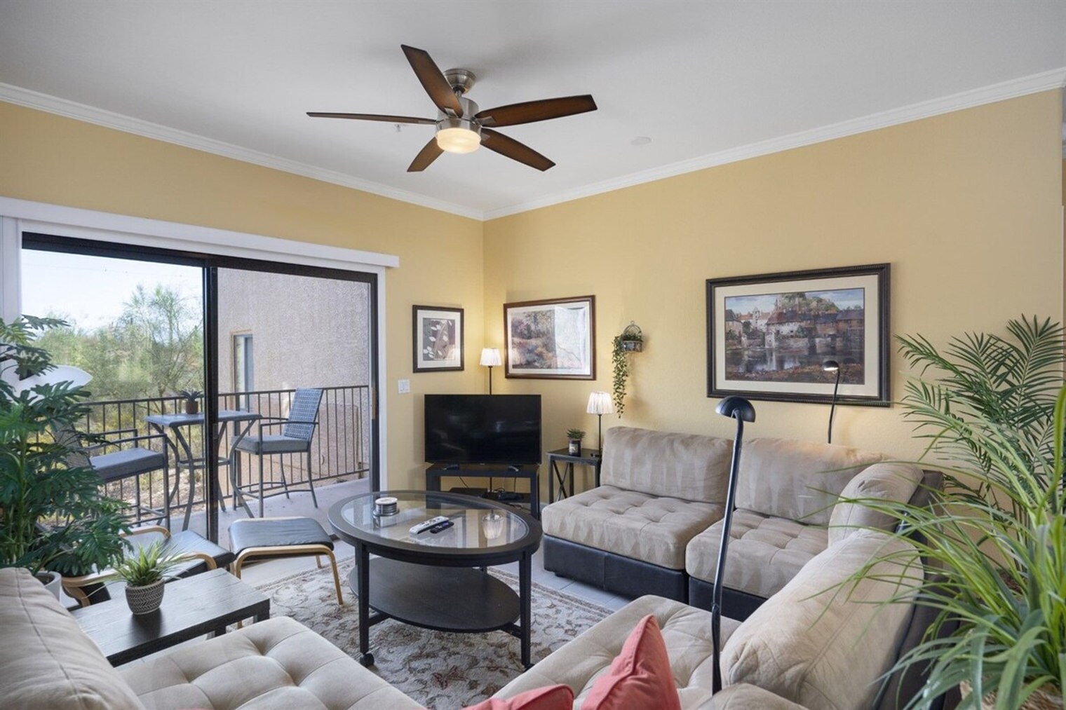 Building Photo - 10401 N Saguaro Blvd