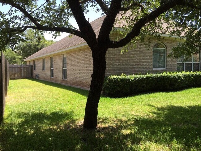 Building Photo - 1702 Buttercup Creek Blvd