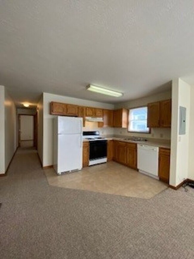 Building Photo - 212 Stonewall Ct