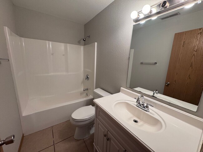Building Photo - 29 Boone Crossing