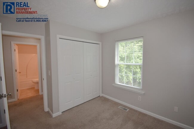 Building Photo - Adorable 3bd 2 ba home with washer/dryer included!