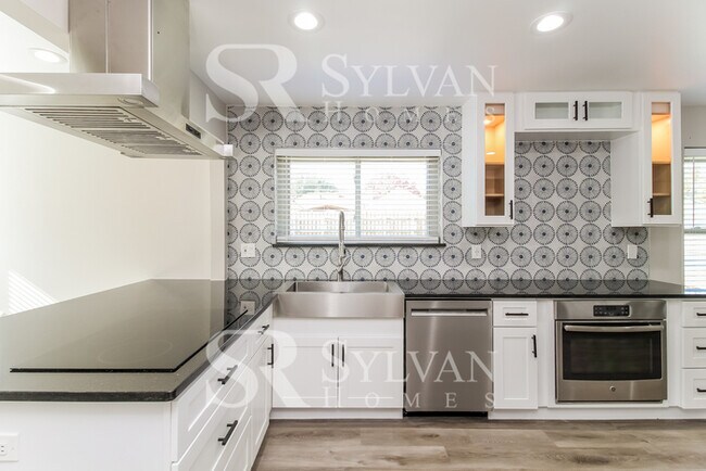 Building Photo - Everything You Need. All Right Here.