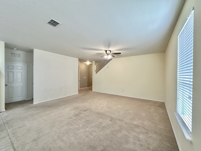 Building Photo - 14023 Laurel Br